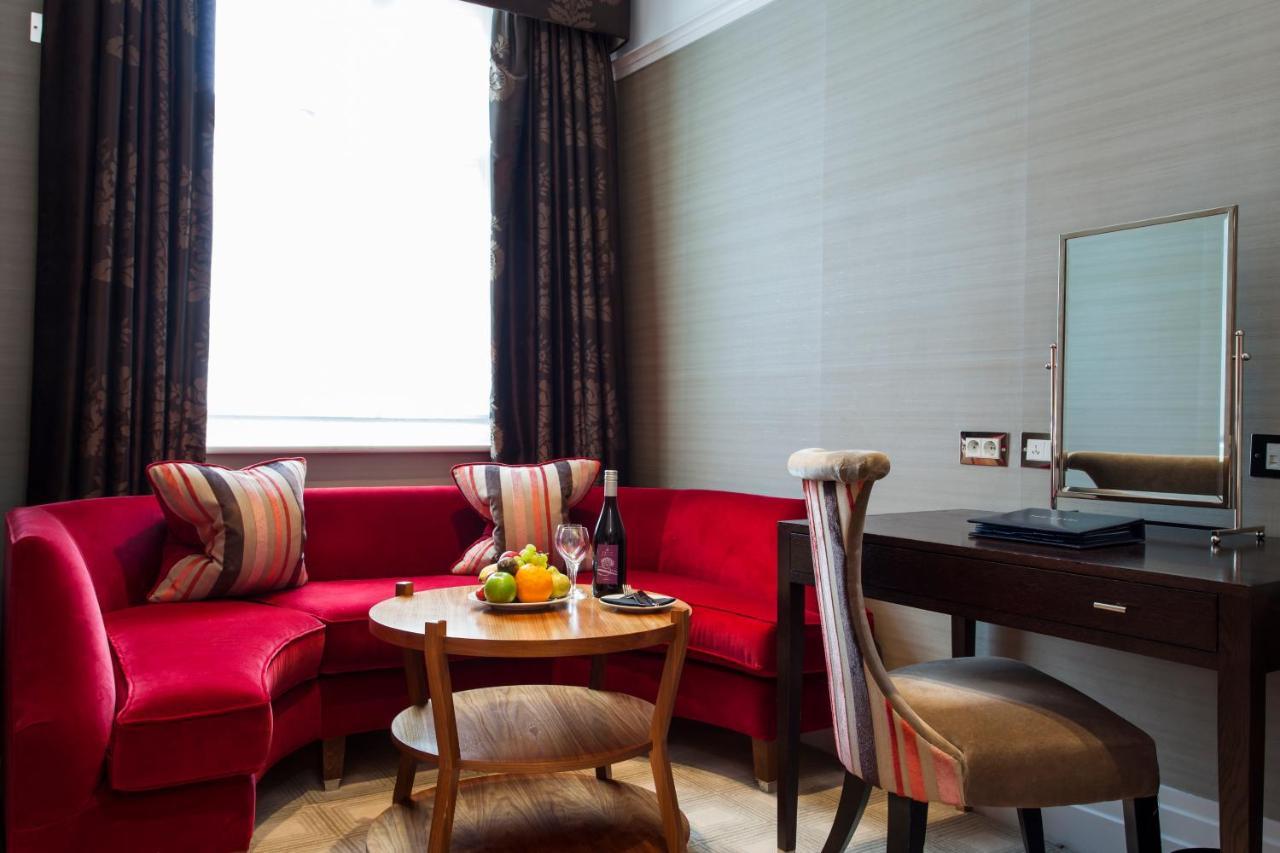 더 캐피탈 호텔 런던 외부 사진 A suite at the hotel