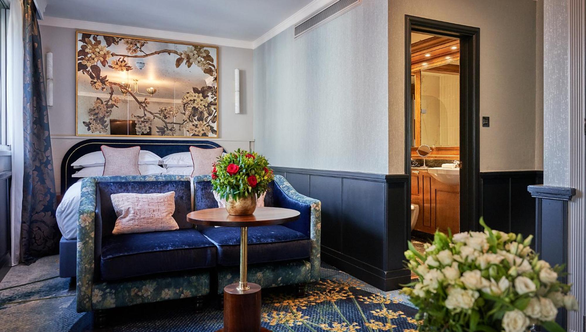 더 캐피탈 호텔 런던 외부 사진 A suite at the hotel